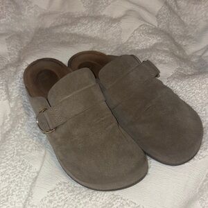 Wonder Nation Men's Brown Slip-On Loafers